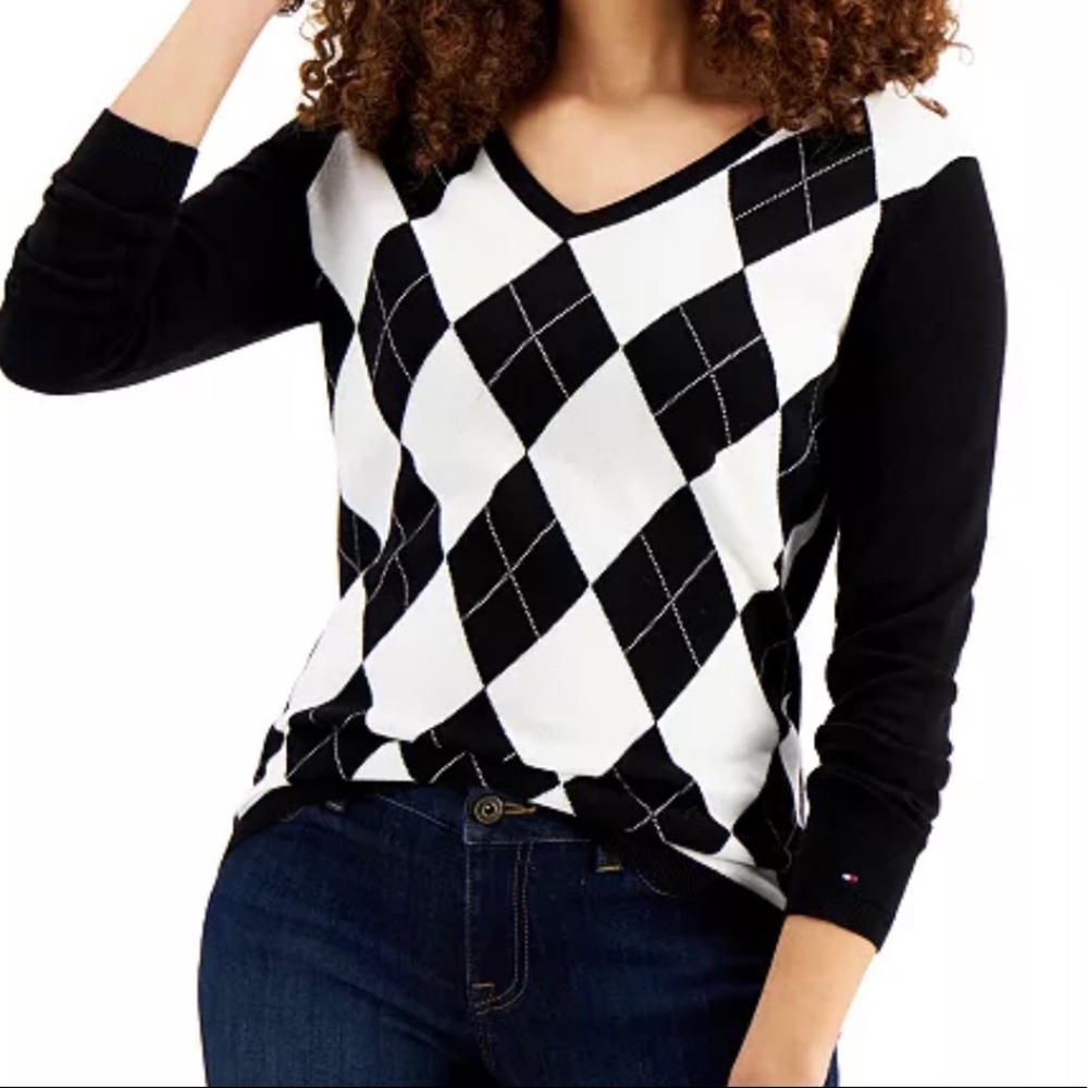 Tommy Hilfiger women’s navy ivy Argyle sweater Med